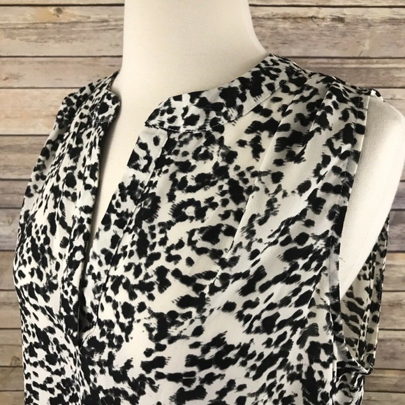 Rose and Olive m black And White tunic top split M - Picture 5 of 7